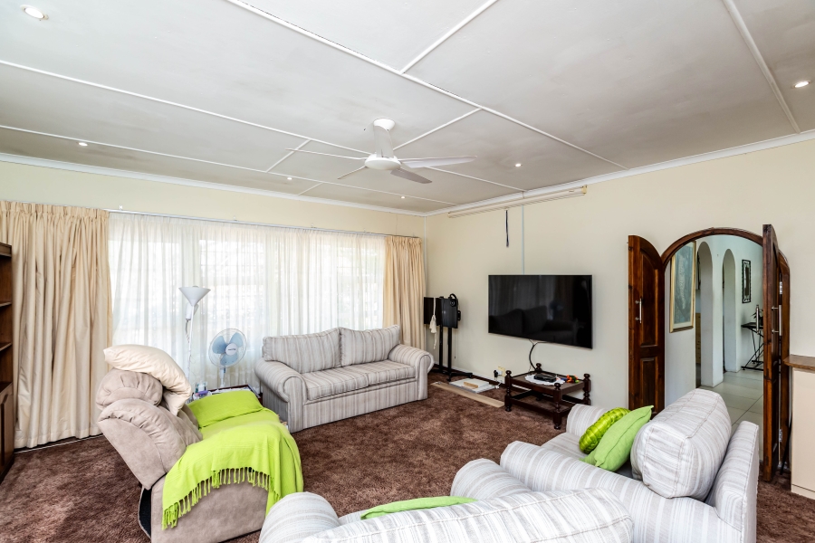 7 Bedroom Property for Sale in Blue Bend Eastern Cape